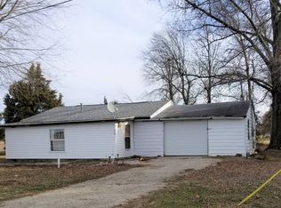 516 N Hillcrest St, Hutsonville, IL 62433