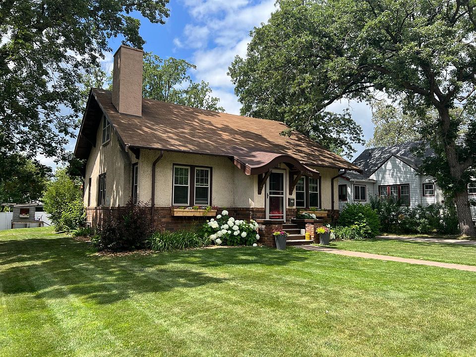 1246 Minnesota Ave, Detroit Lakes, MN 56501 Zillow