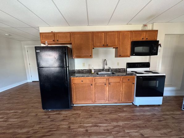 2707 Center St APT 3