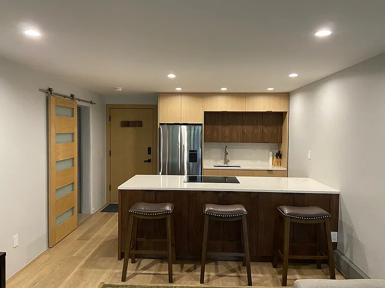 237 Vine St — Photo 1