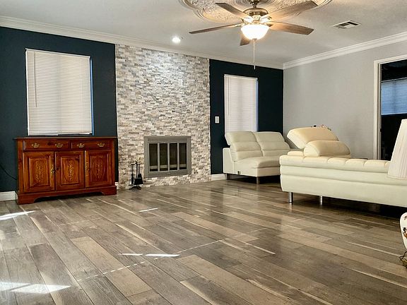 2nd image of 3996 Tirana Way
