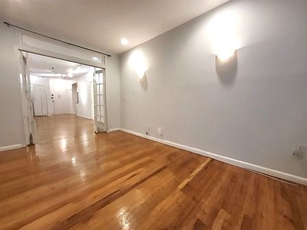 4th image of 41 E 28th St APT 4C