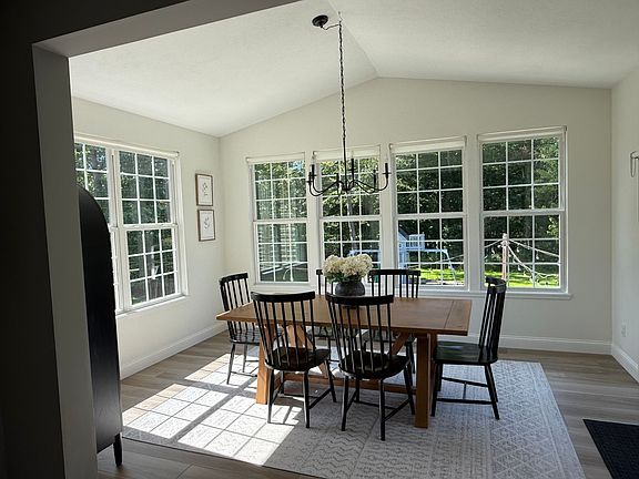 4th image of 615 Markus Ln