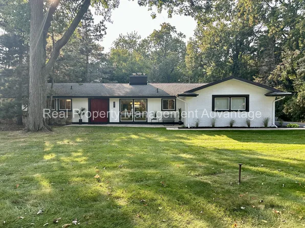 3021 Henhawk Dr, Troy, MI 48084