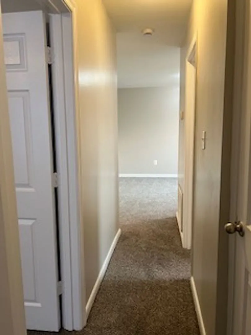 1328 McCulloh St — Photo 2