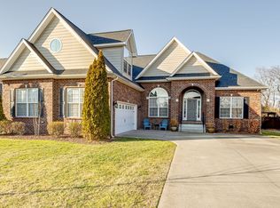 1041 Nealcrest Cir, Spring Hill, TN 37174