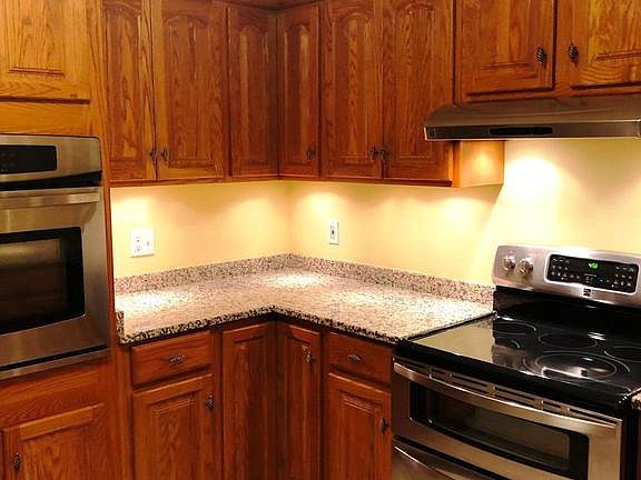 5th image of 14402 Golden Oak Ct