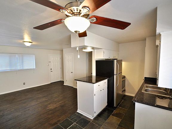 3rd image of 4011 Holland Ave