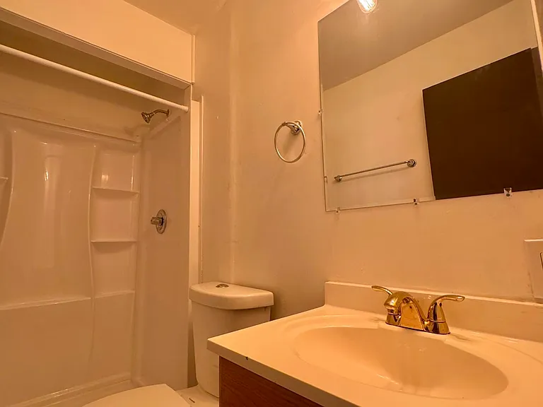 101 S Oakridge Ave — Photo 14