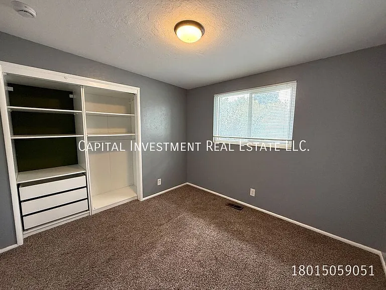 1047 E 5235 S — Photo 11