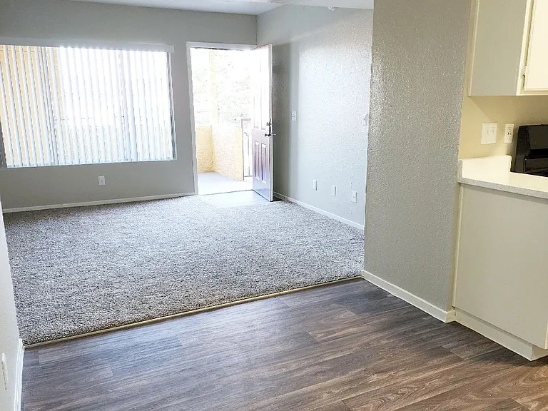 Three Bedroom at Ridge Falls, Apartments For Rent