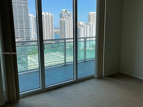 2nd image of 950 Brickell Bay Dr APT 2404