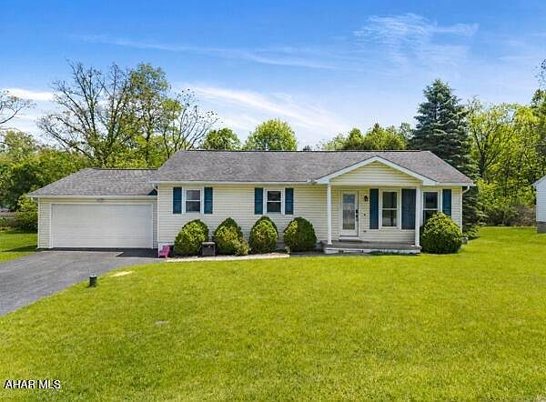 1st image of 1647 Saint Francis Ln