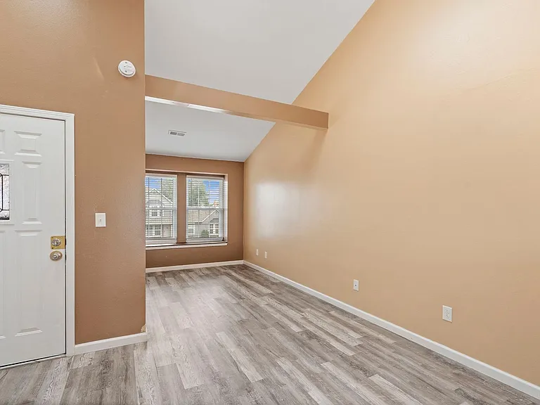 16934 E Whitaker Dr #F — Photo 5