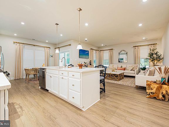 5th image of 12115 Snug Harbor Rd