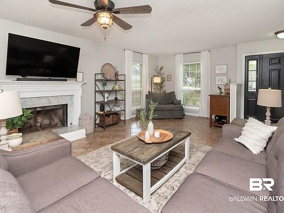 5th image of 1065 Linlen Ave