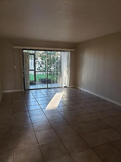 3801 Country Club Blvd #1-8 — Photo 14