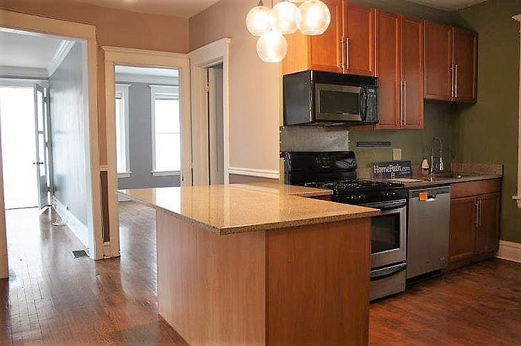1417 W Arthur Ave Unit R1 Chicago IL 60626