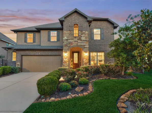 18 Shire Glen Pl, Magnolia, TX 77354