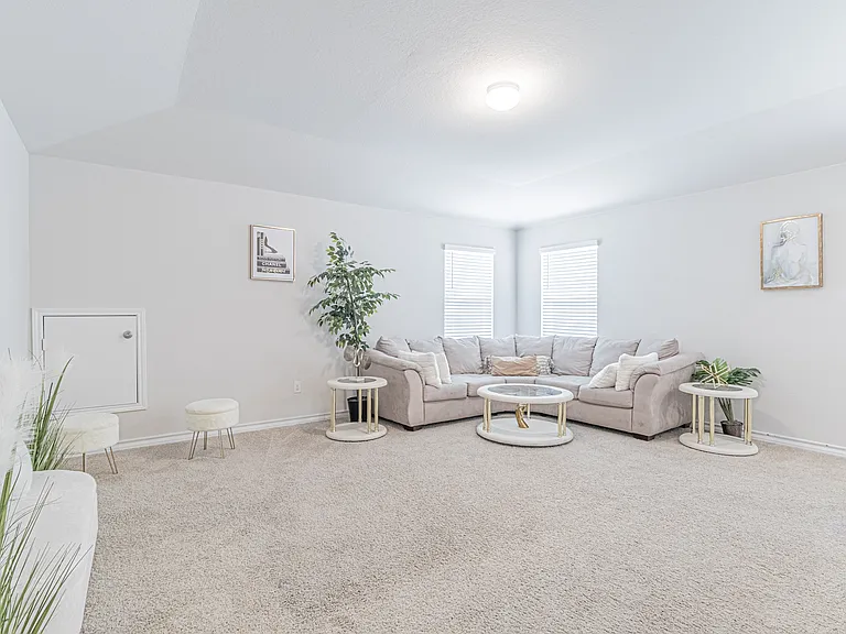 7019 Capella Cir — Photo 22
