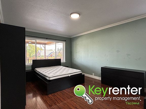 5th image of 8434 Tacoma Ave S #2
