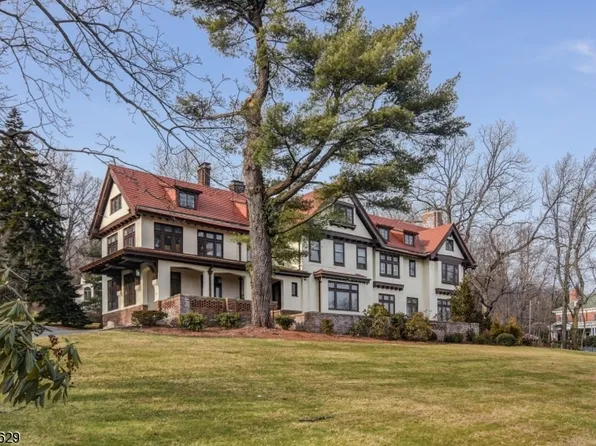 122 N Mountain Ave, Montclair, NJ 07042