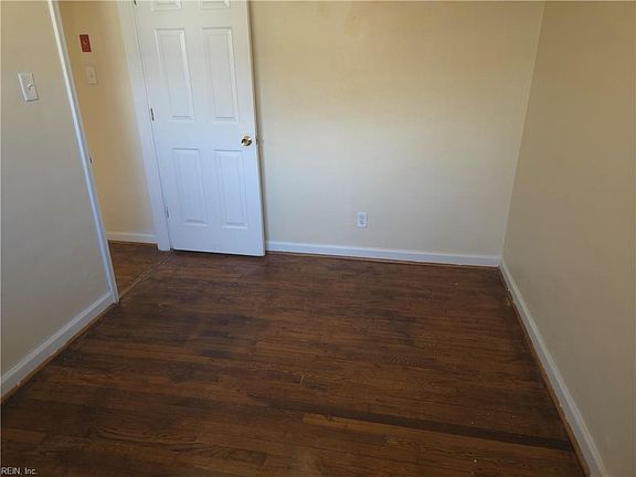 5th image of 618 Beach View St