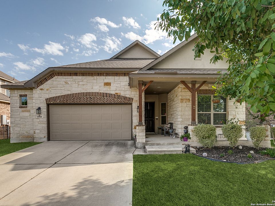 1st image of 13926 Cohan Way