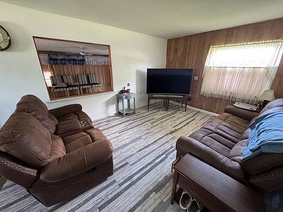 4th image of 113 Heather Ln