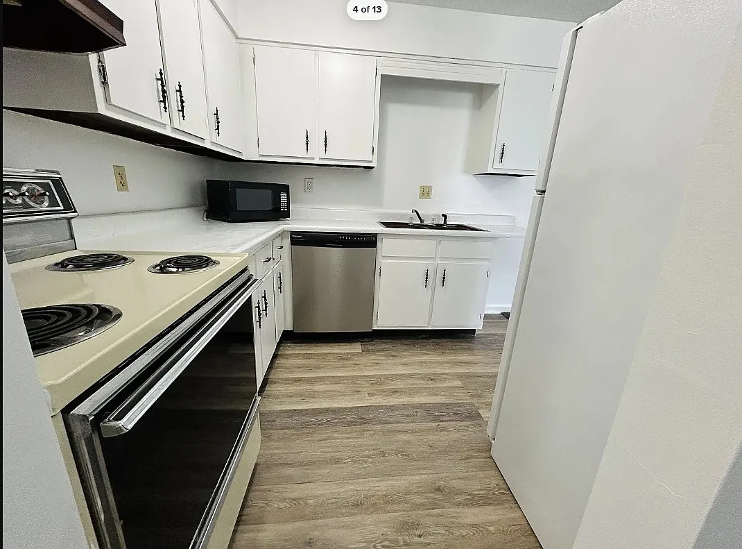 2 bed, 900 sqft, $925 — Photo 3