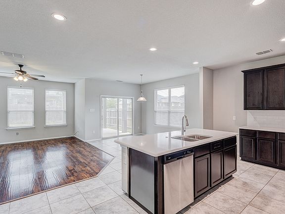 5th image of 5529 Las Lomas Ln