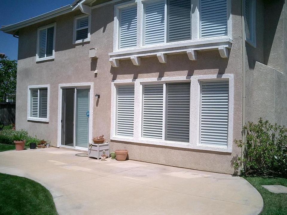 2nd image of 501 High Grove Ave