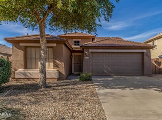 29272 N Red Finch Dr, San Tan Valley, AZ 85143
