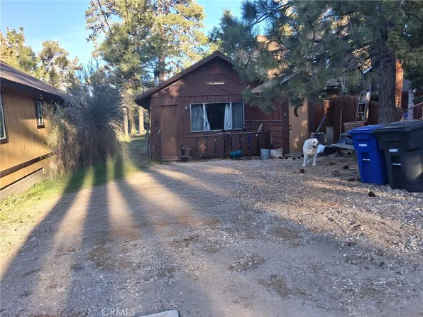727 Holmes Ln, Sugarloaf, CA 92386