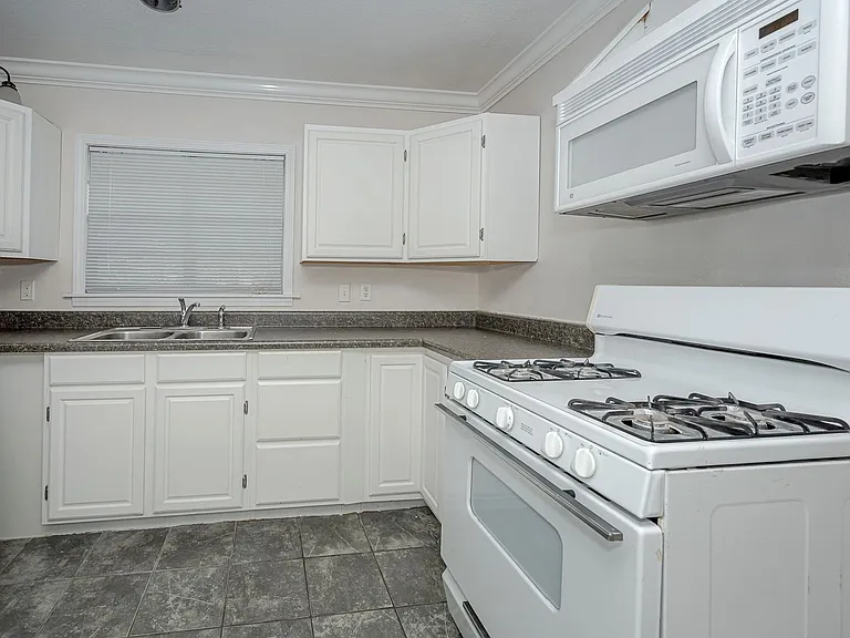 807 Market St — Photo 21
