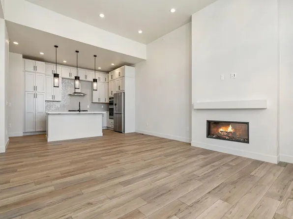 2978 Fleet Dr #3, Fort Collins, CO 80524