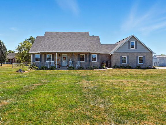 2nd image of 9601 E County Road 400 S