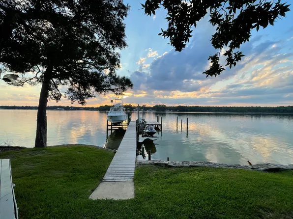 11 Marlborough Rd #A, Shalimar, FL 32579