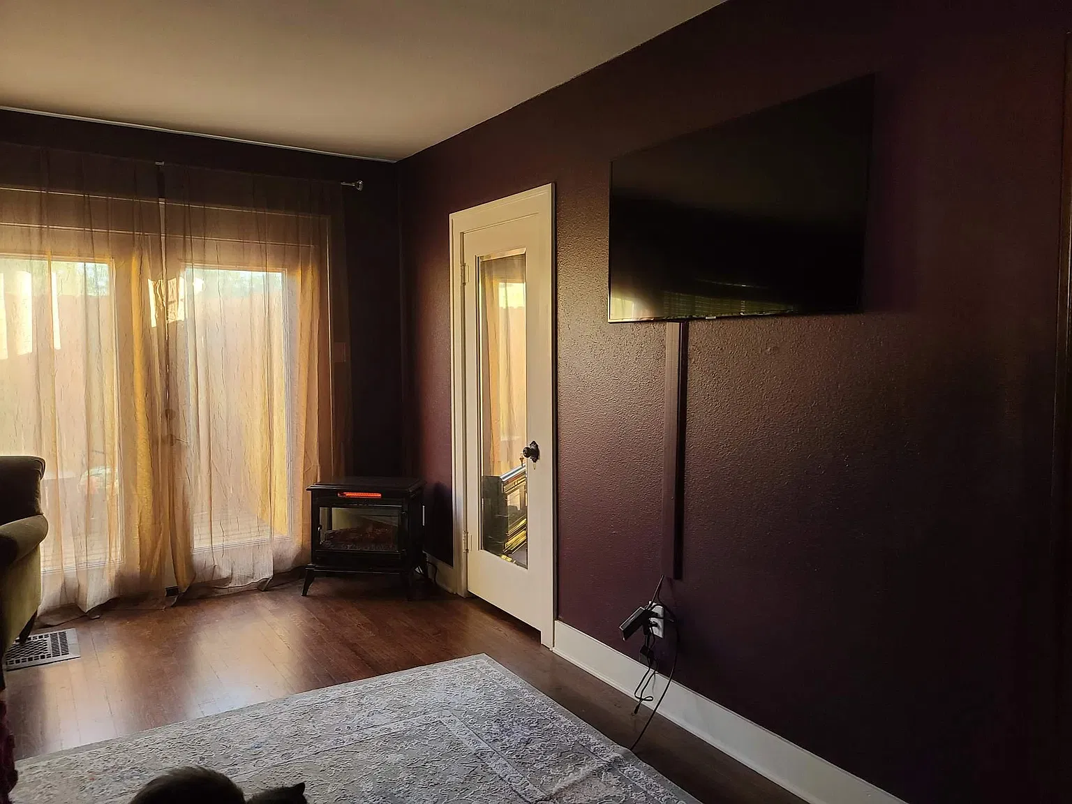 705 Storey Ave — Photo 3
