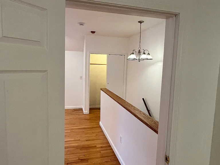 2800 Hartford Ave #4 — Photo 20