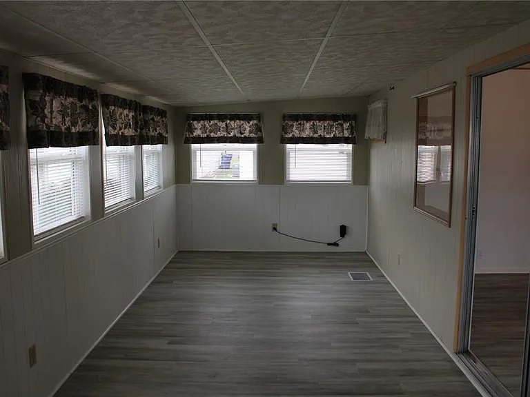 204 50th Avenue Dr W — Photo 13