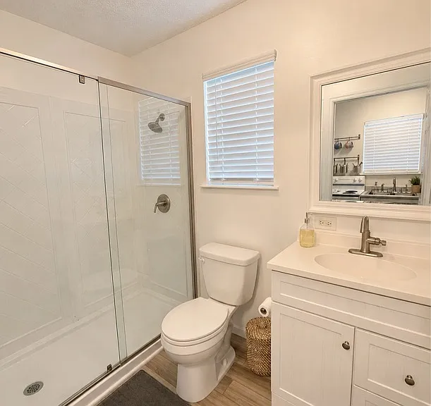 509 Live Oak St #1 — Photo 4