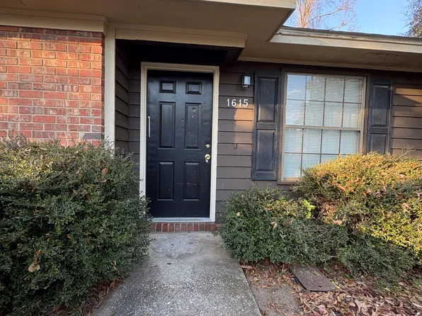 1615 Pine St #1613, Bainbridge, GA 39819