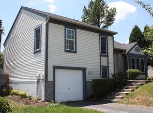 14363 Nandina Ct, Centreville, VA 20120