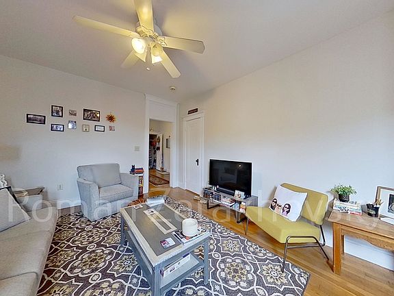 5th image of 4 Ayr Rd APT 44