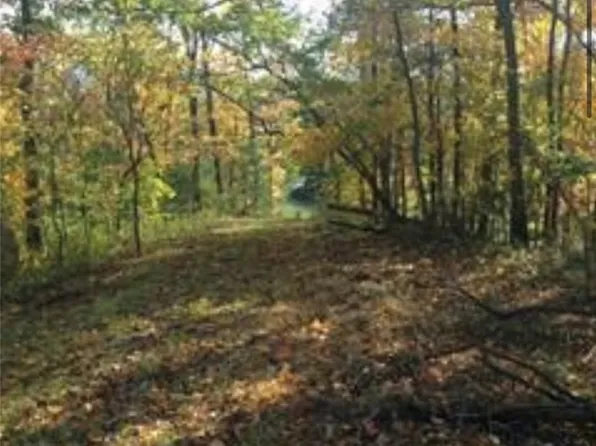 12 Quail Pointe Dr, Charleston, WV 25302