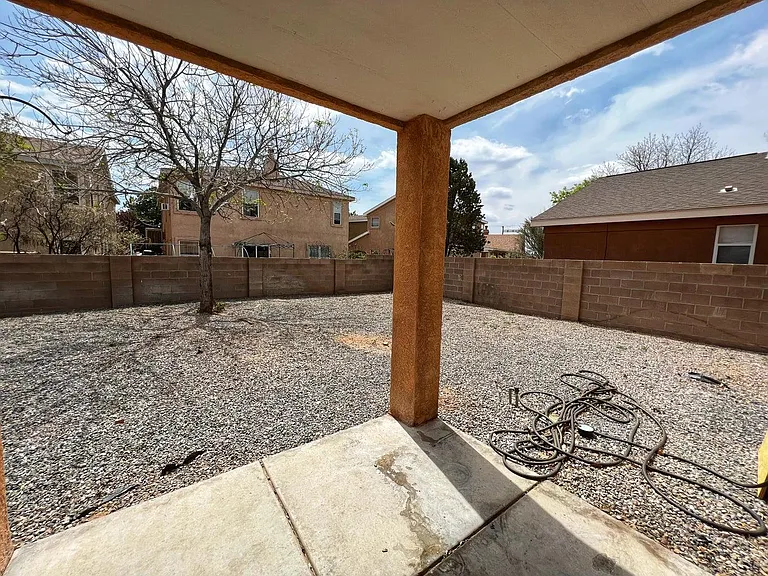 6612 Piedra Quemada Rd NW — Photo 13