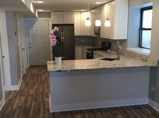 2971 N Ridgeway Ave #B, Chicago, IL 60618