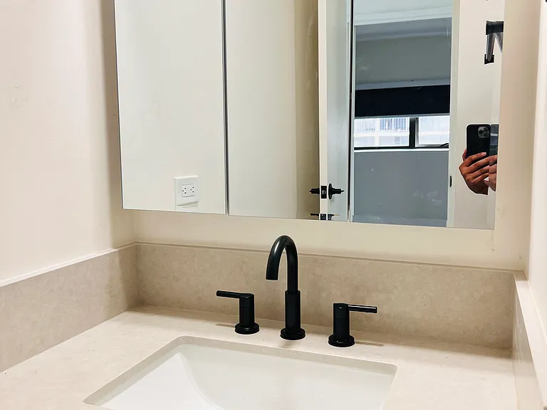 1571 Piikoi St #702 — Photo 19