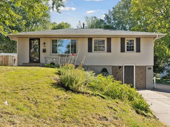 1616 Hillsboro Ave N, Golden Valley, MN 55427